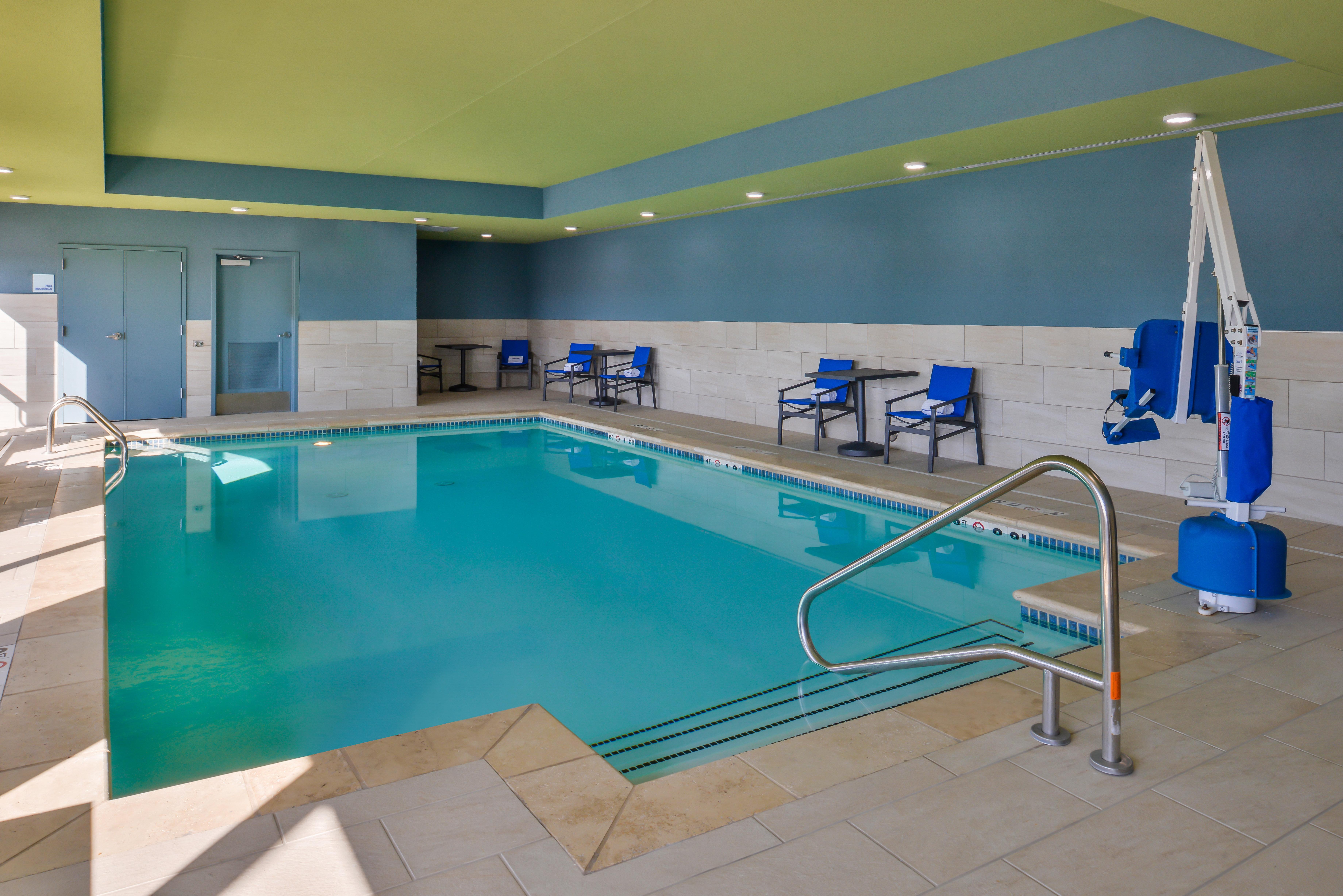Holiday Inn Express & Suites - Kansas City - Lee'S Summit By Ihg Exterior foto