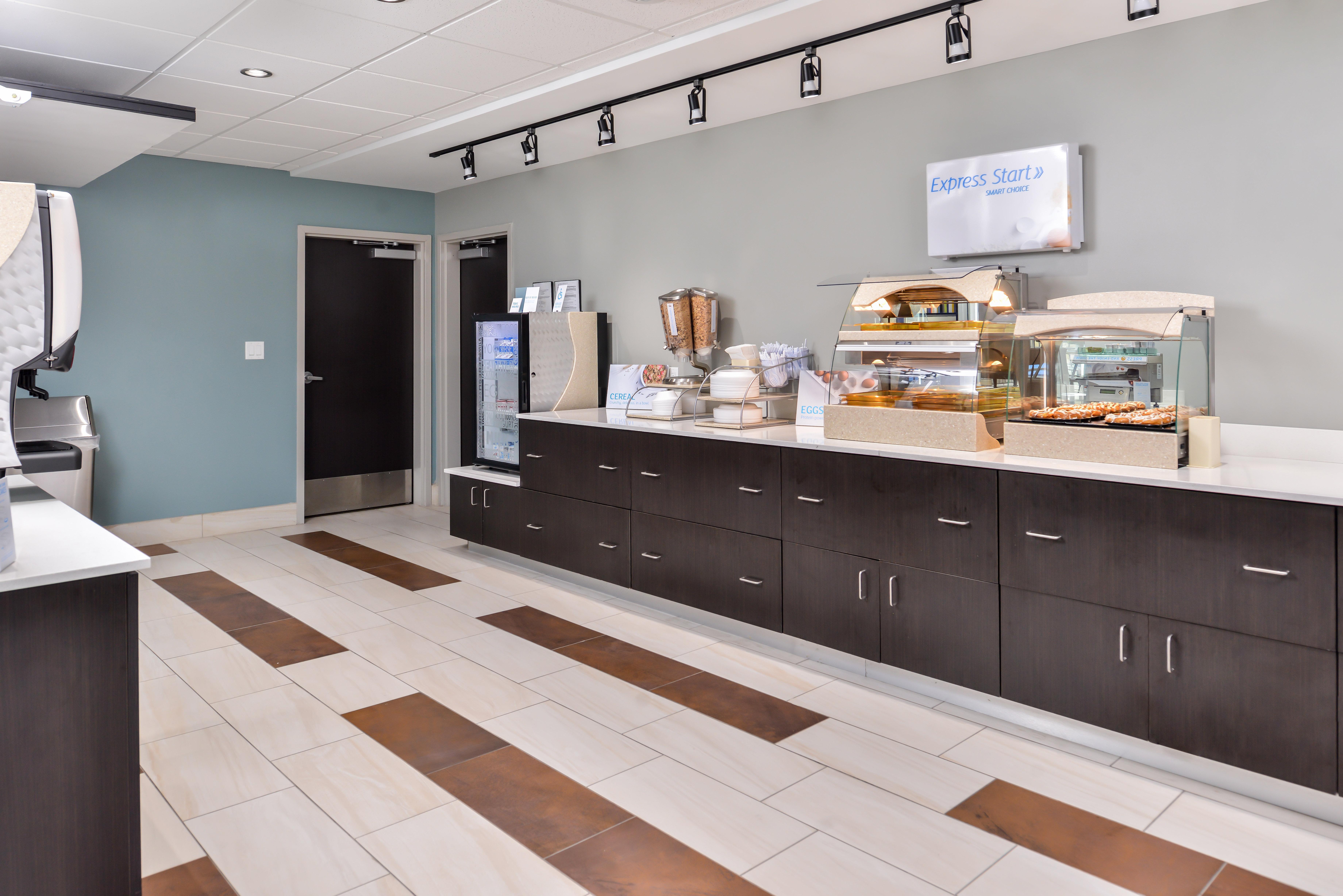 Holiday Inn Express & Suites - Kansas City - Lee'S Summit By Ihg Exterior foto