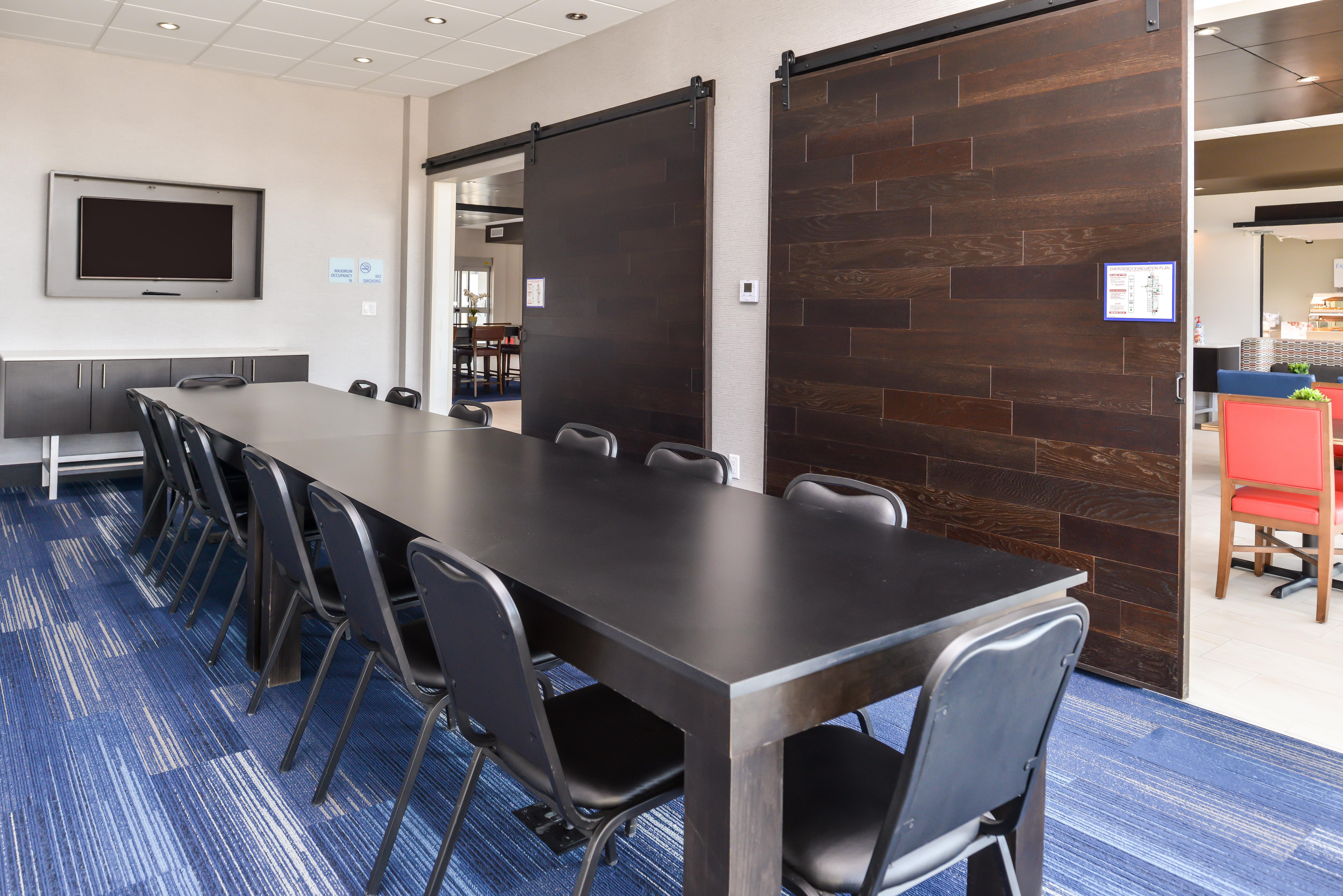 Holiday Inn Express & Suites - Kansas City - Lee'S Summit By Ihg Exterior foto